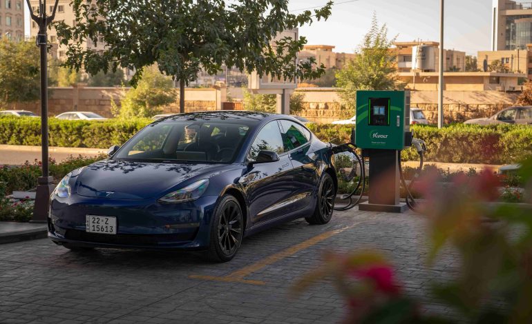 Electric Cars in Dubai Popular Among Gen Z
