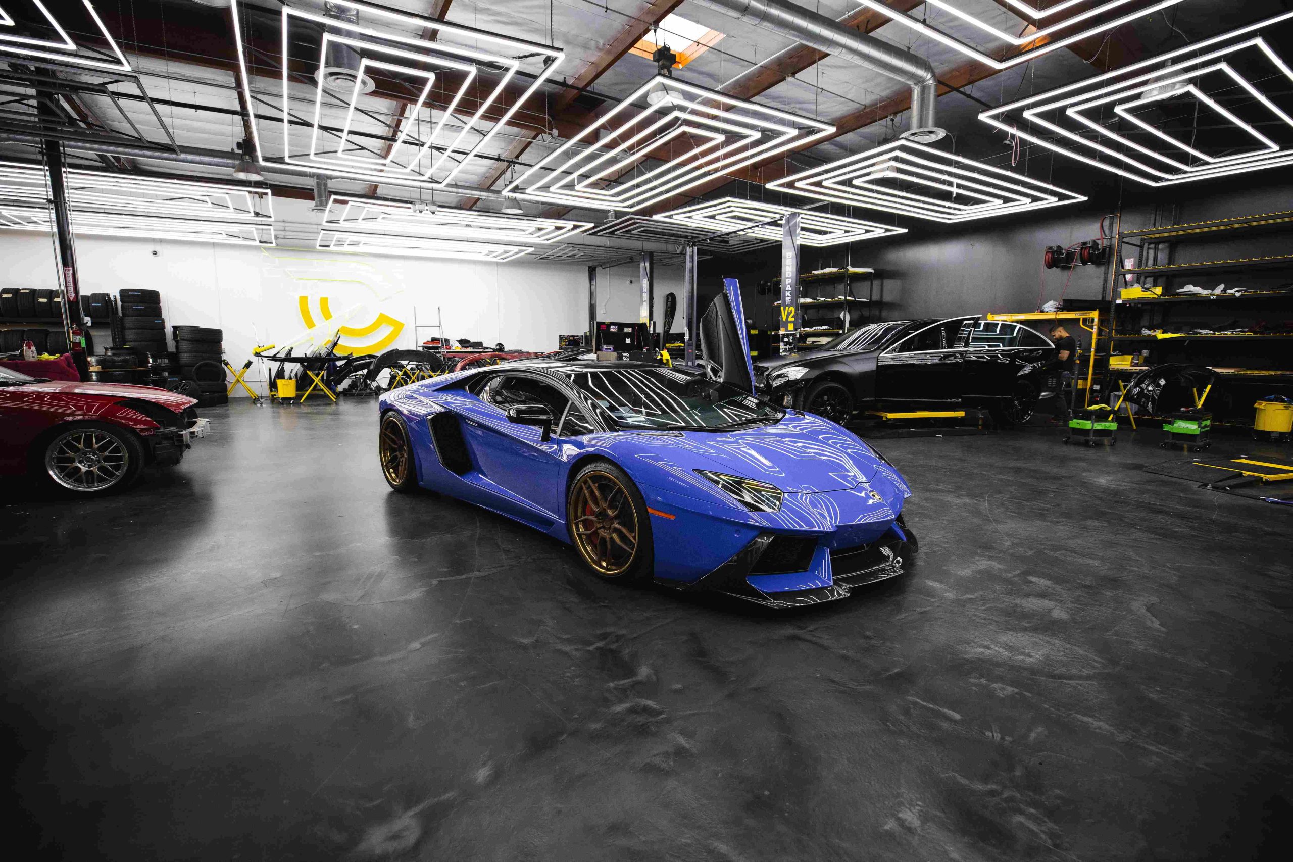 Rental Luxury Cars Near Me: The Ideal Choice During Relocation and Moving